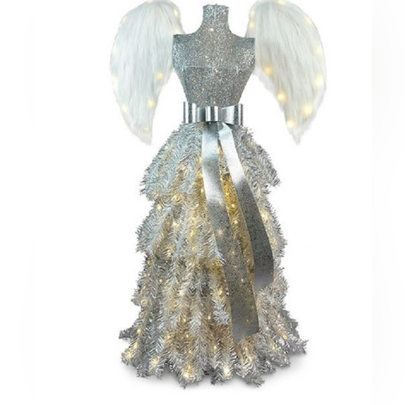 Absolutely beautiful Vixen Angel Tree - Picture 2 of 5